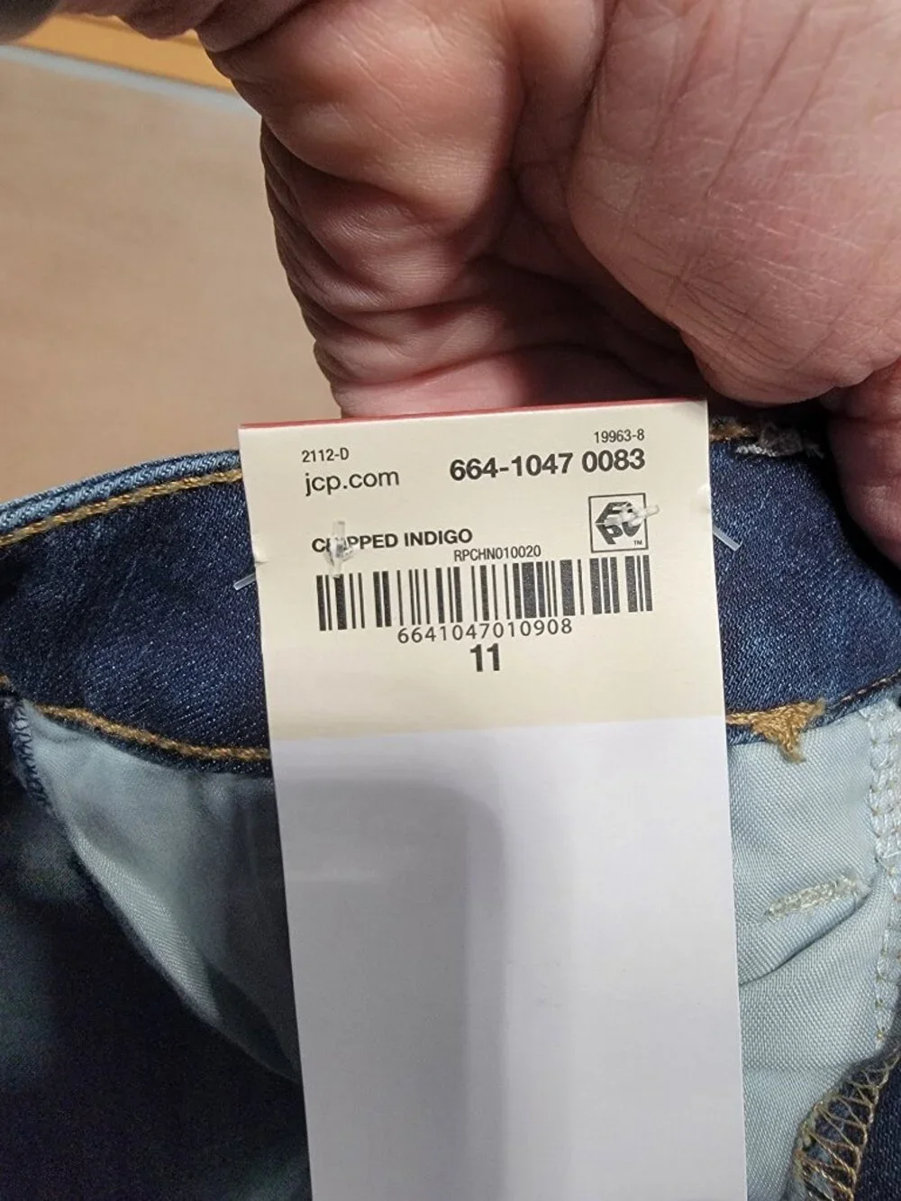 Arizona Jeans, Size Juniors 11 Denim Midi Shorts, NEW with Tag